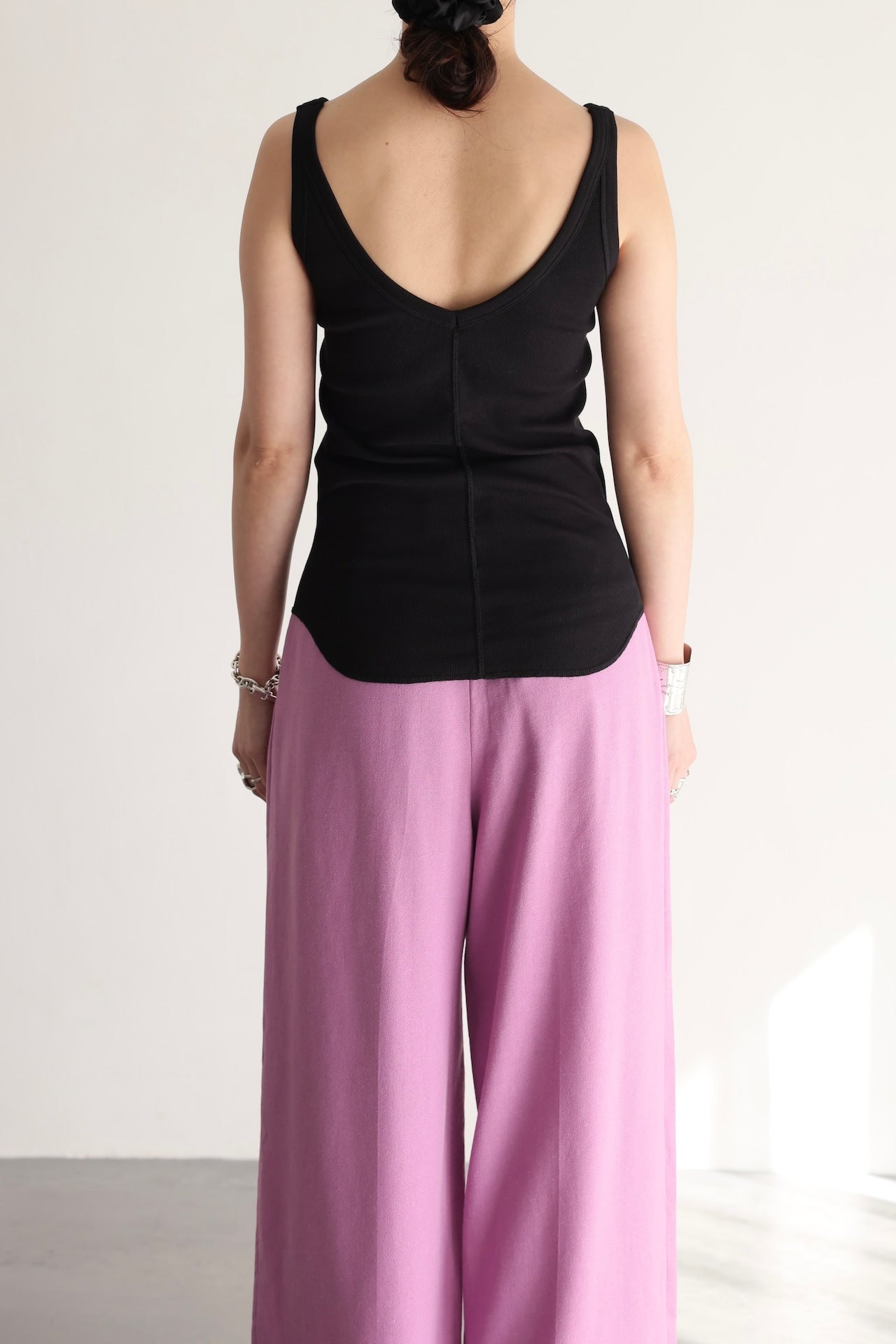 Soft Fit Pad Tank (black)
